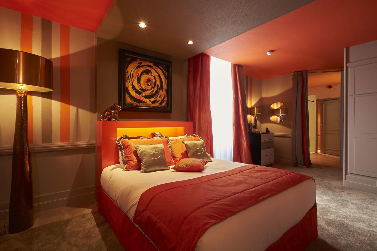 Le Stelsia Resort Saint-Sylvestre-sur-Lot Экстерьер фото