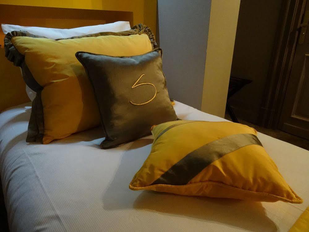 Le Stelsia Resort Saint-Sylvestre-sur-Lot Экстерьер фото
