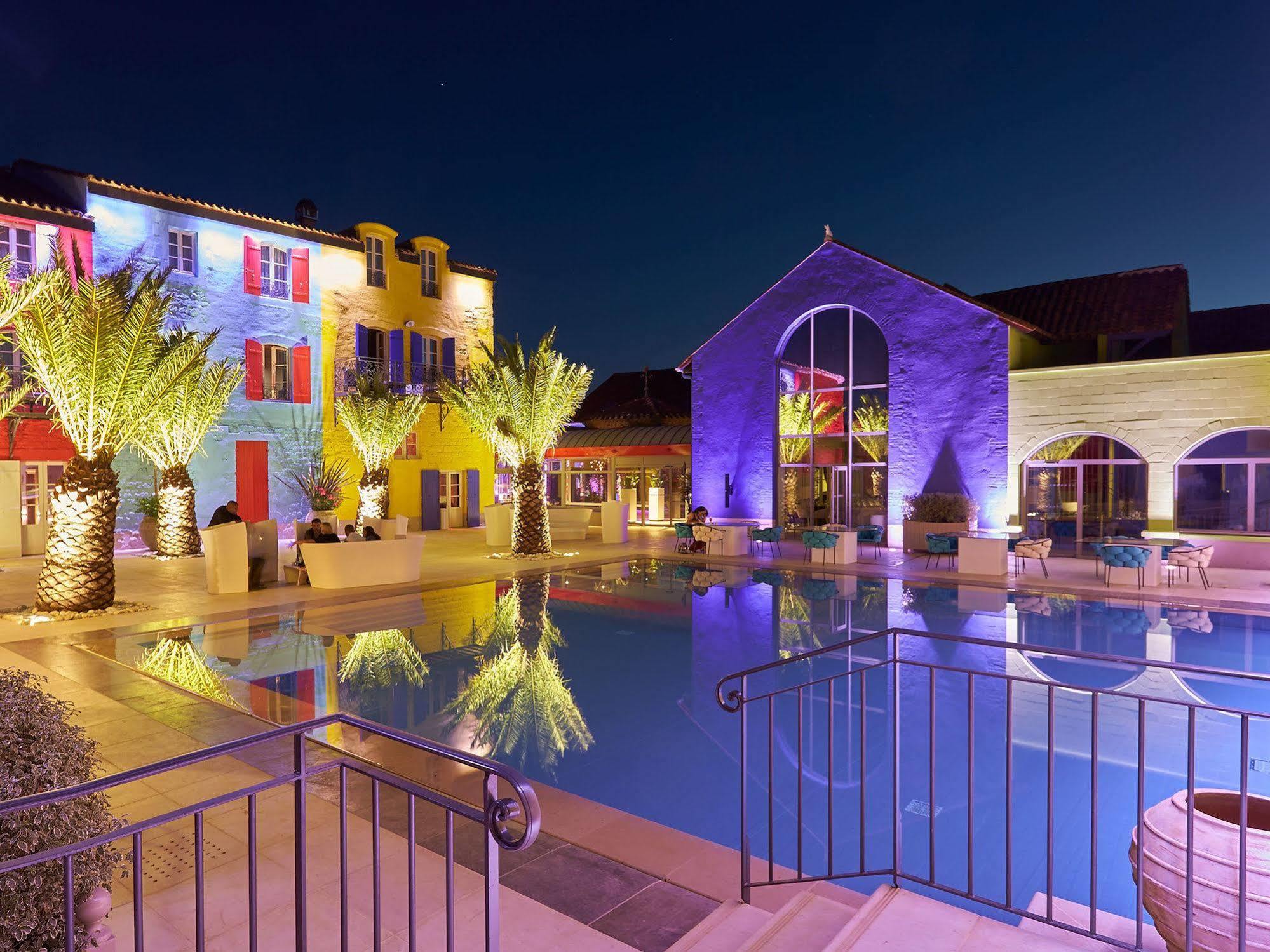 Le Stelsia Resort Saint-Sylvestre-sur-Lot Экстерьер фото