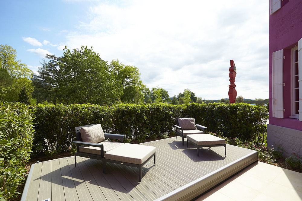 Le Stelsia Resort Saint-Sylvestre-sur-Lot Экстерьер фото